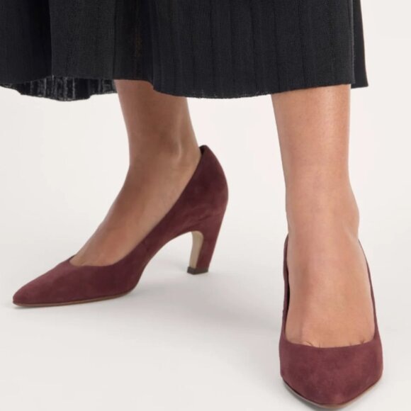 Everlane the Banana Pump heel in dark mahogany suede (never worn). - Picture 1 of 5